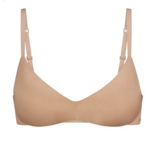 NWT SKIMS Wireless Form Push-Up Bra size 30A ochre